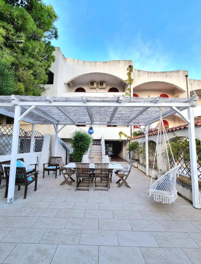 Vista Mare Su Tre Piani Con Giardino Villa Falerna Luaran gambar